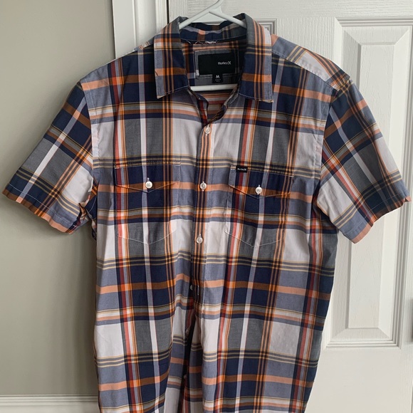 Mens Hurley short sleeve button down - Picture 2 of 6